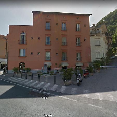 Sirentum Suite Sorrento Exteriör bild