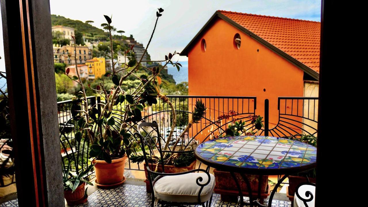 Sirentum Suite Sorrento Exteriör bild