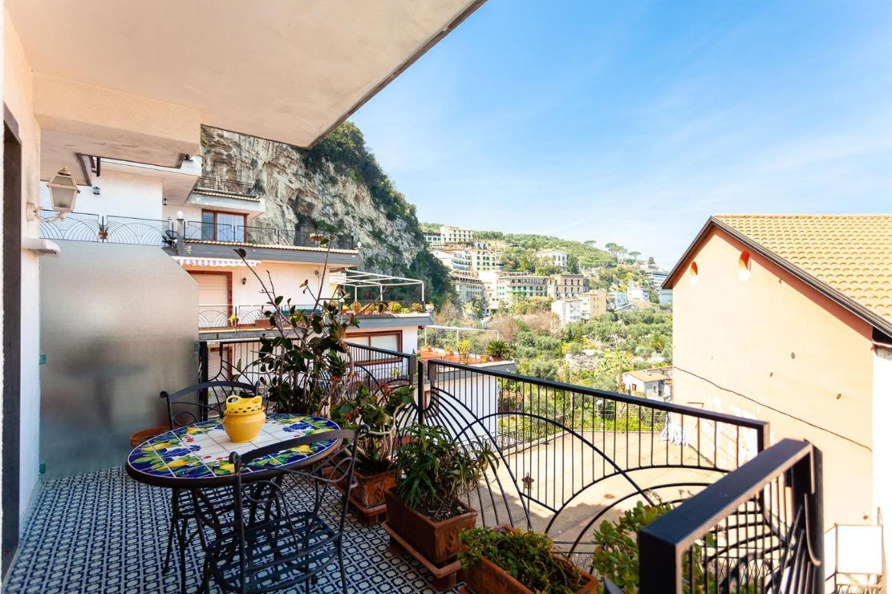 Sirentum Suite Sorrento Exteriör bild
