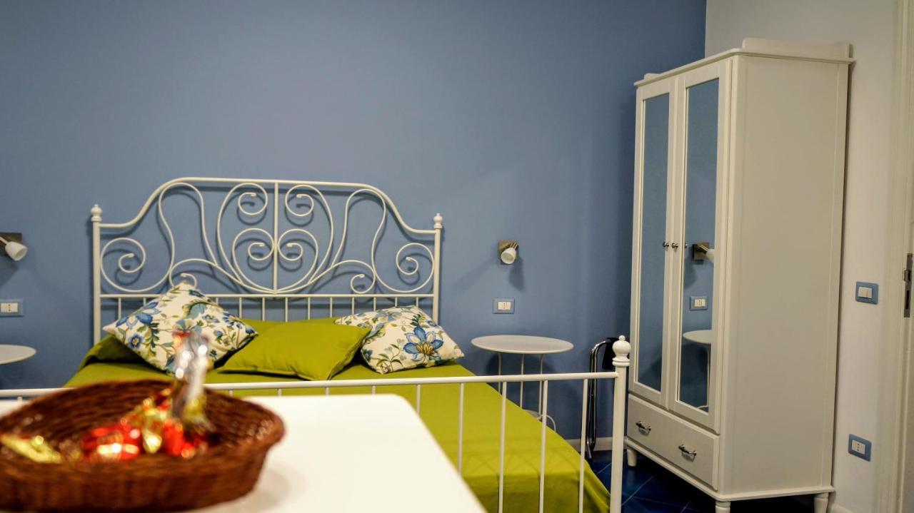 Sirentum Suite Sorrento Exteriör bild
