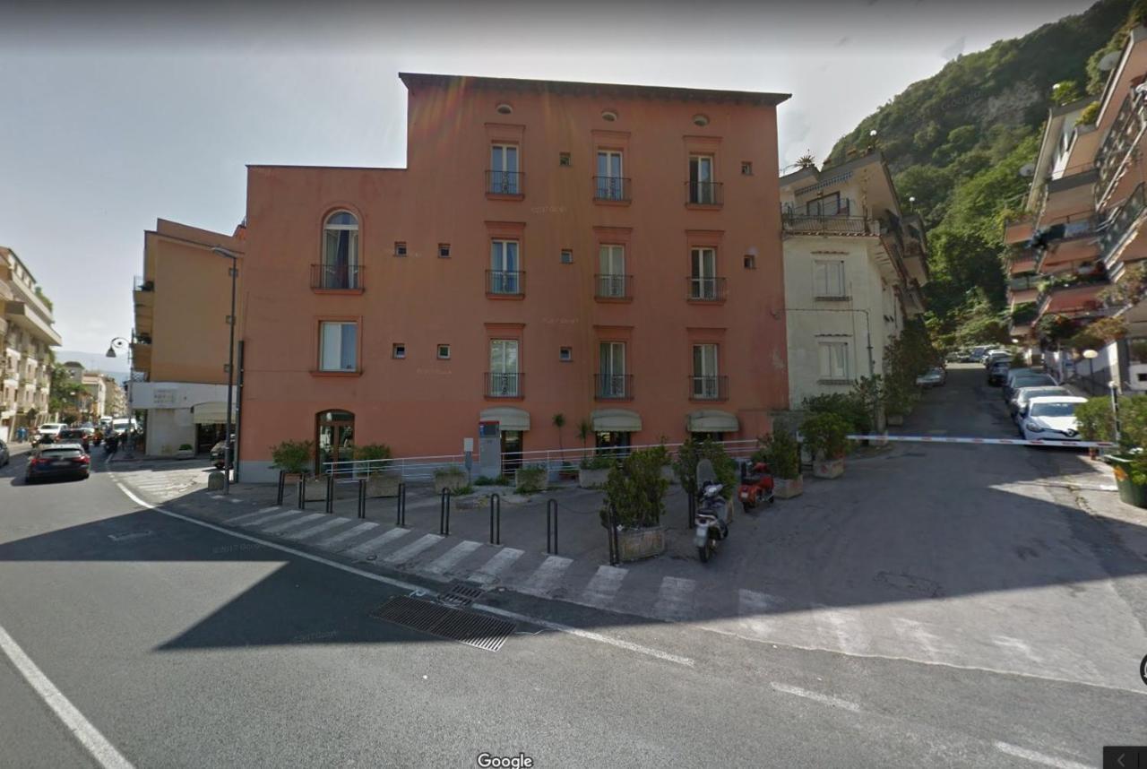 Sirentum Suite Sorrento Exteriör bild